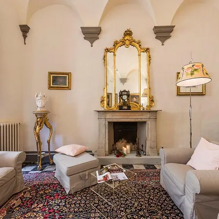 Deluxe Palmieri * فلورنس