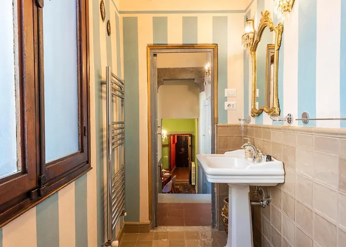 Deluxe Palmieri Apartment Florence